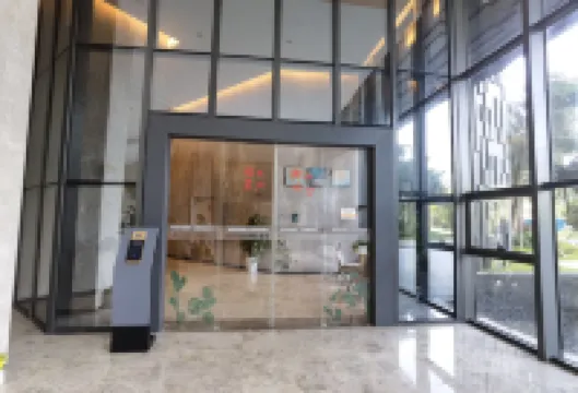 Oceanfront Born Sea View Hotel (Boao Golden Bay Nanhai Museum Branch)