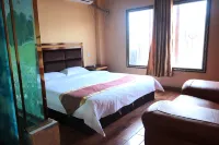 Ganzi County Yuzhou Hotel - Airport Shuttle