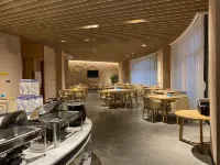 Hejun Town Student Enclosed House Hotel