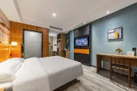 Four Seasons Hotel(Qingdao Jiaodong International Airport Store) Hotels in Jiaozhou