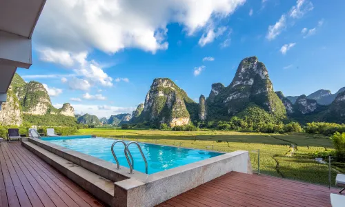 Lost In Nature Hotel