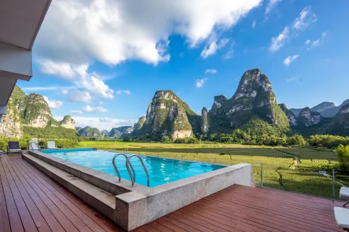 Lost In Nature Hotel Hotels in Daxin