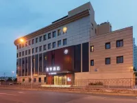 JI Hotel (Beijing Chaoyang High Speed Railway Station Jiuxianqiao Road) Hotels near Lufthansa Outlets