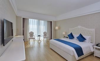 Guoce International Conference and Exhibition Center Hotel