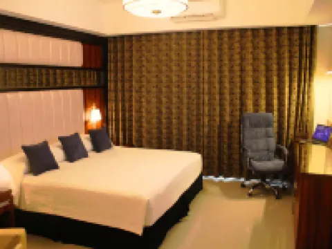 セントラル パーク タワー リゾート アンヘレスのホテル