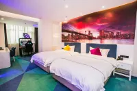 Heike E-Sports Hotel (Yangzhou Heyuan)