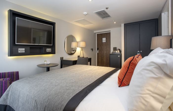 Ten Hill Place Hotel, WorldHotels Distinctive