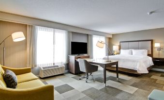 Hampton Inn & Suites by Hilton Saskatoon Airport