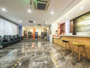 Hi E-sports Hotel (David City, Erqi Square)