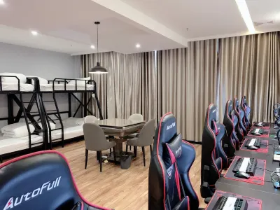 Wuwukai E-sports Hotel (Tanxi International Business City)