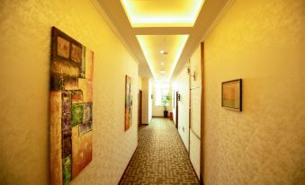 Chongqing Xinyi Business Hotel