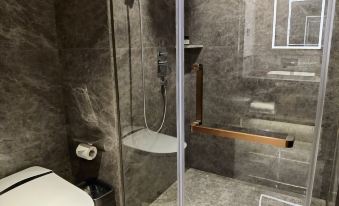 Meiqiu Holiday Hotel (Zhuhai Gongbei Port Branch)