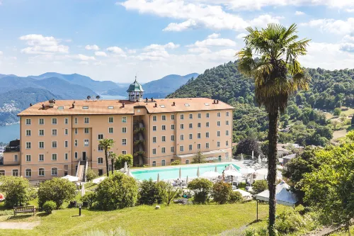 Kurhaus Cademario - parking