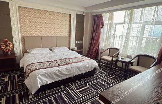 新源富美華大酒店