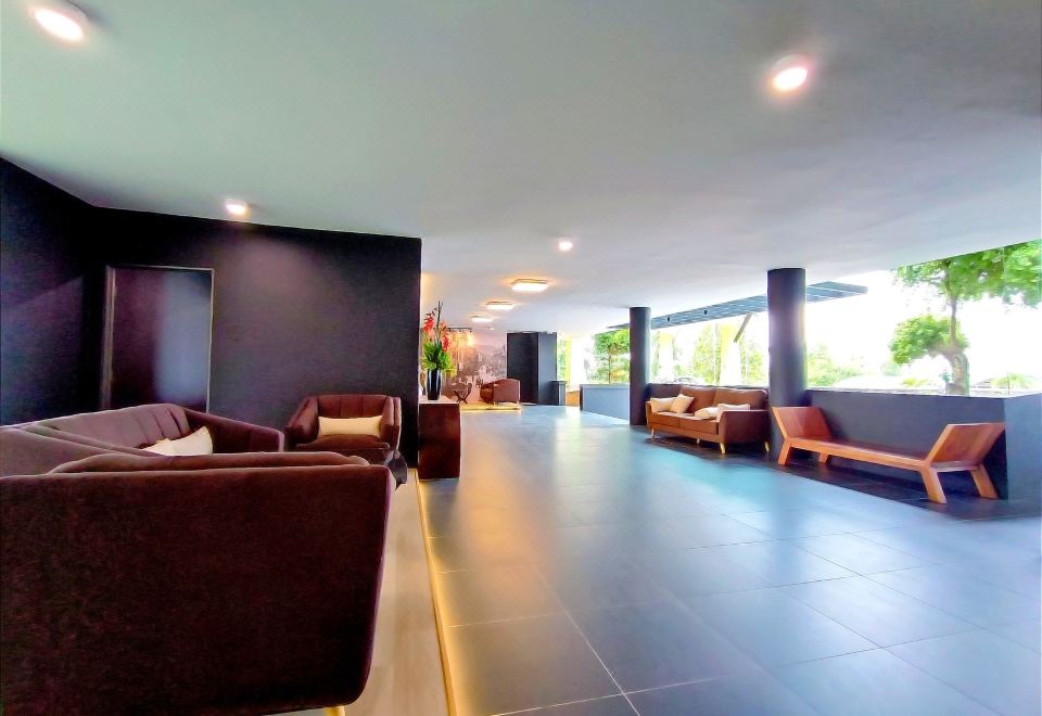 TH Hotel Penang Over view