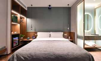 Color and Light Hotel Beijing Guomao CBD