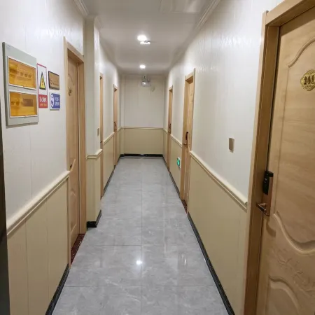 Linyi Aohang New Hotel