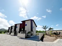 美ら海ビレッジ 上地流開祖 上地完文翁屋敷跡地周辺のホテル