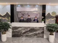 Silver Mountain Red Hotel