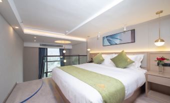 Green Tree Inn Smart Selection Hotel (Kunming High-tech Wuyue Plaza Washington)