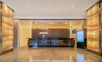 Home Inn Select (Yantai Huanshan Road Wanda Plaza)