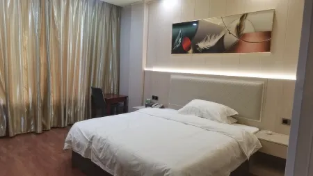 Fuyang Longhui Huatai Hotel Отели рядом с достопримечательностью «Baima Mountain»