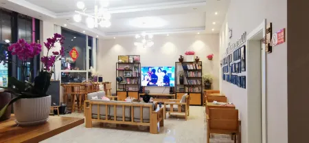 Xinping Xiaoguaijia Inn