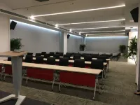 Wanjin Hotel (Zhengzhou Airport Area Shuanghe Lake Central Park)