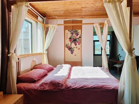 Lianghe Ziwei Chinese Inn Отели в г. Лианхэ