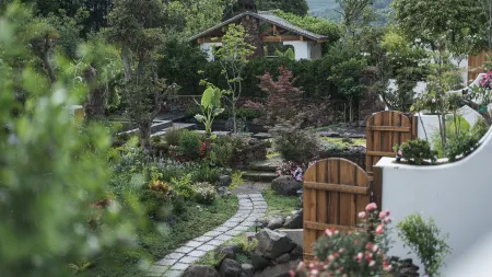 Tengchong met Mu Yun mountain home hot spring homestay Отели рядом с достопримечательностью «Beihai Wetland»