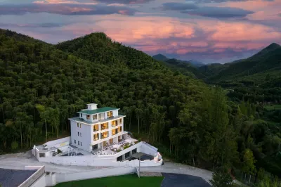 Anji Shijian · Slow Point Mountain Wild Hot Spring Resort Stay Hotels near Dazhuhai Tourist Area of China