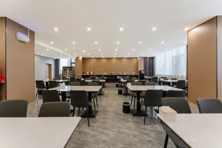 Yuting Smart Hotel (Yunchengbei Railway Station)