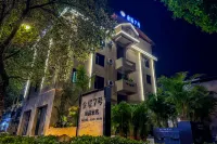 MangShi Jin Ta NO.7 Resort Hotel Hotels near Dehong National Folk Custom Tourism Area