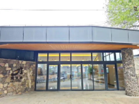 Hidden Spring Residence Hotels in Pingding County