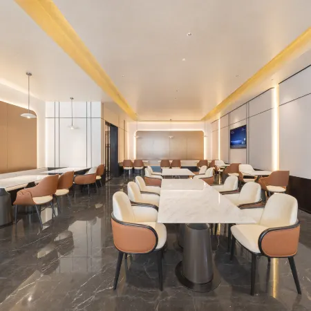 Atour Hotel Jingjiang Zhongzhou Road Bus Terminal