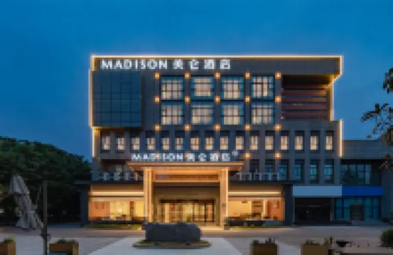 Madison Hotel Zhengzhou High-tech Zone Lianhua Street Hotels in Zhengzhou Hi-tech Development Zone/Zhengzhou University