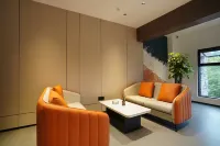 Yihe Boutique Hotel (Qionglai High speed Railway Station Branch) - เปิดใหม่