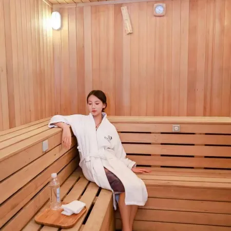 Yuexinyuan Hot Spring Resort Hotel