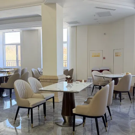 Tieling Jinfeng Hotel