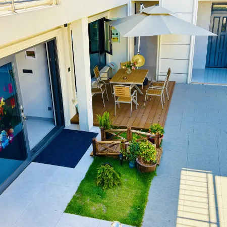 Blossom Lane Homestay · Holiday Villa (Shanghai Pudong Airport)