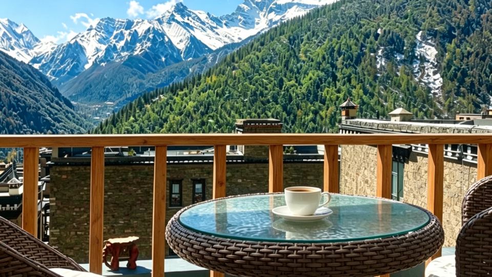Yading Zhaxi Kongshu Tibetan Culture Theme Hotel