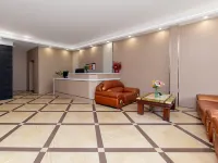 Zhixing Yunjing Business Hotel 資興のホテル