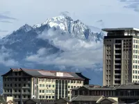 YunZaiNanDuan ShanHaiJian Int'l Holiday Hotel (Lijiang High-speed Rail Station Branch) - เปิดใหม่