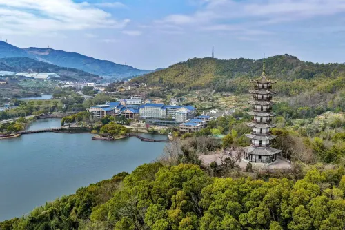 Xiangshan Juhe Resort Hotel - parking