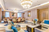 Chengde Tianbao Holiday Hotel