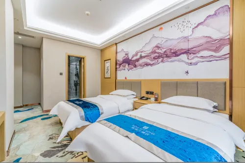 Hengrui Hotel (Yan'an Railway Station Nanniwan Airport)