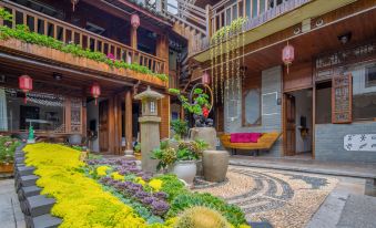 Chuhe Inn (Lijiang Wenruoge No.2 Courtyard)
