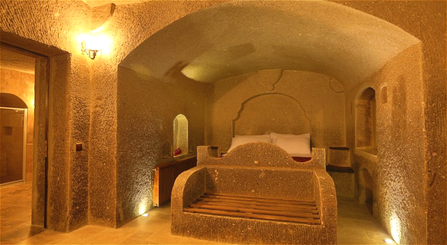 Grand Cave Suites