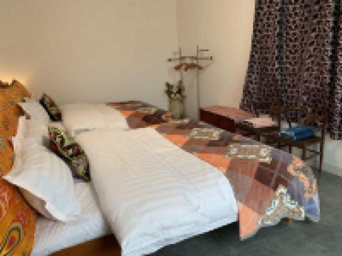 喀什稻乡居民宿 - 经典河景家庭房（公共卫浴）