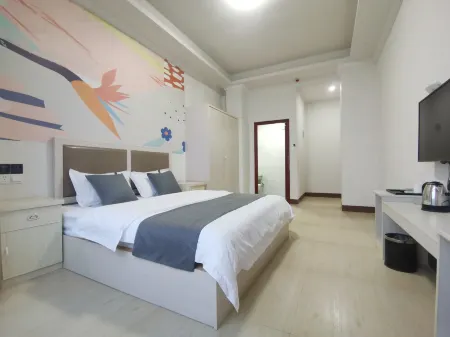 YiLong hotel Отели рядом с достопримечательностью «Lake Biwa Scenic Area»